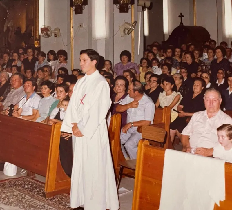 Hoy hace 40 años que fue ordenado sacerdote nuestro obispo ¡Felicidades D. Fernando!
