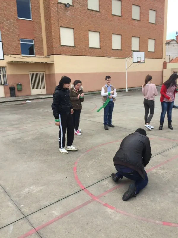 Encuentro de adolescentes (2016)