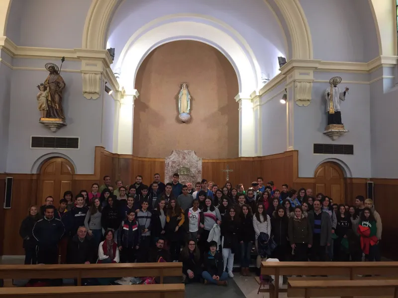 Encuentro de adolescentes (2016)