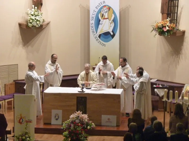 Misa del Día de Caridad en San Lorenzo