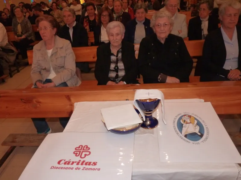 Misa del Día de Caridad en San Lorenzo