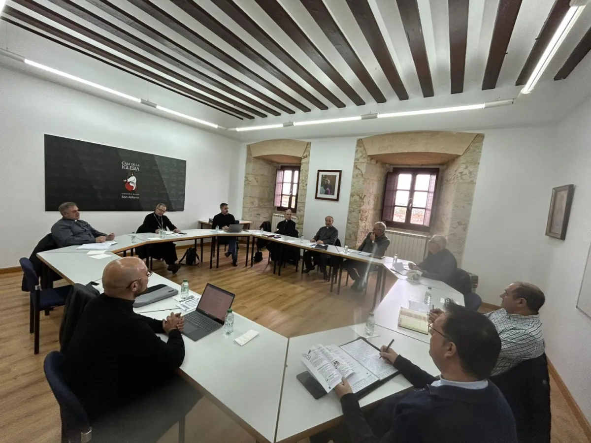 Ministerios laicales: lector, acólito y catequista
