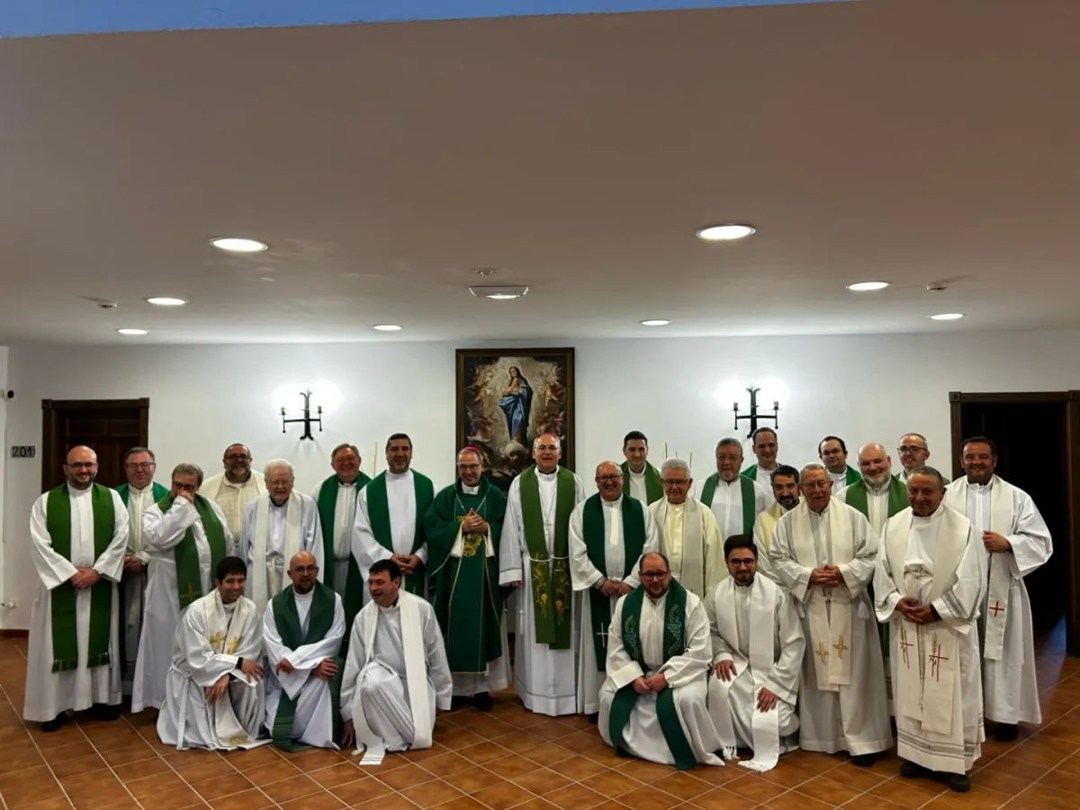 El obispo dirige los ejercicios espirituales para el clero en Jaén
