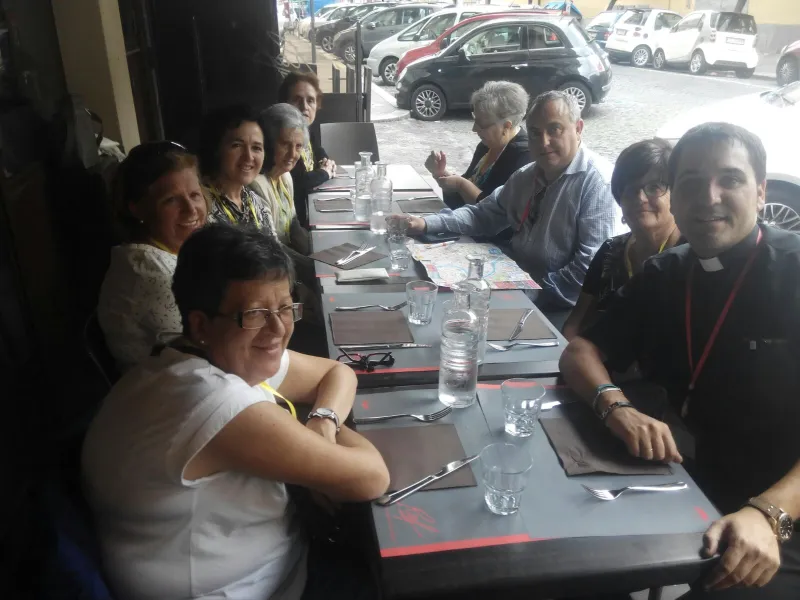Catequistas de la región en Roma