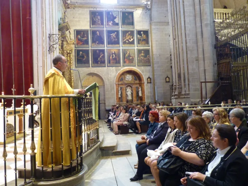 Entrega de la missio y jubileo de catequistas y profesores de Religión
