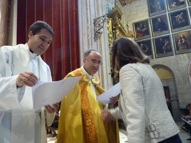Entrega de la missio y jubileo de catequistas y profesores de Religión