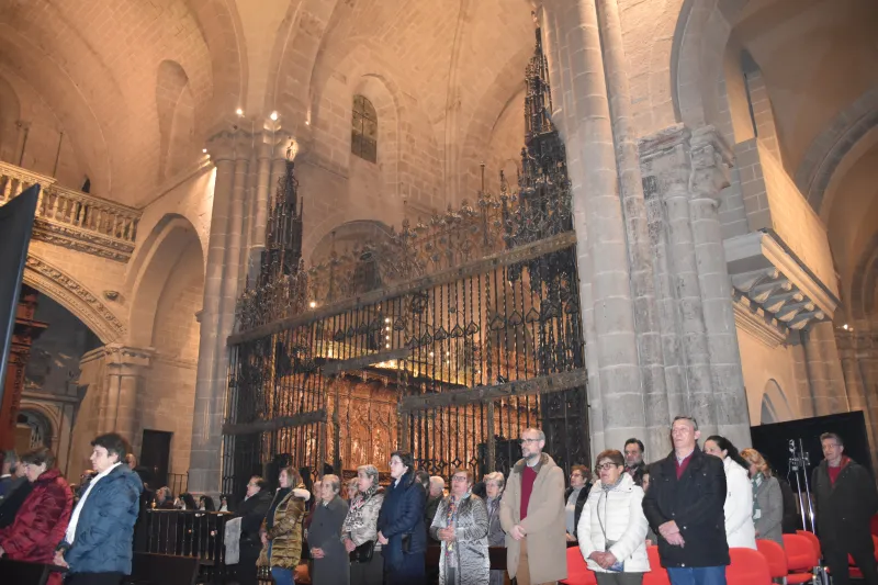 Zamora se despide de Uriarte con la celebración de la misa en la catedral