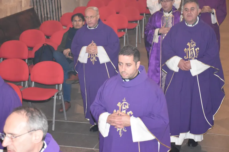 Zamora se despide de Uriarte con la celebración de la misa en la catedral
