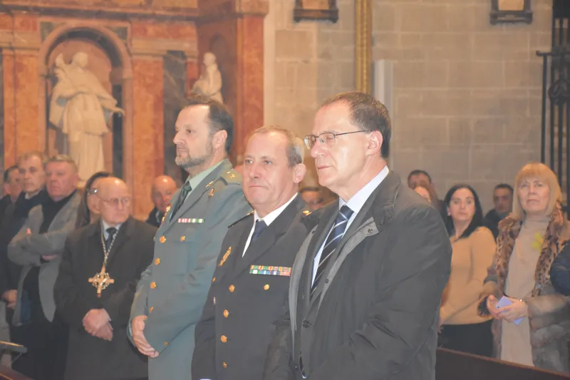 Zamora se despide de Uriarte con la celebración de la misa en la catedral