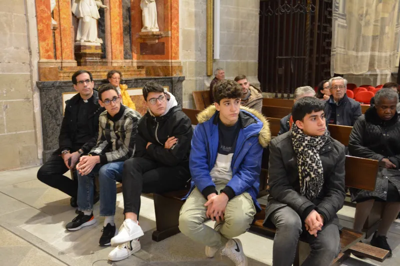 El obispo centra su primera meditación cuaresmal en la espiritualidad de la Pasión