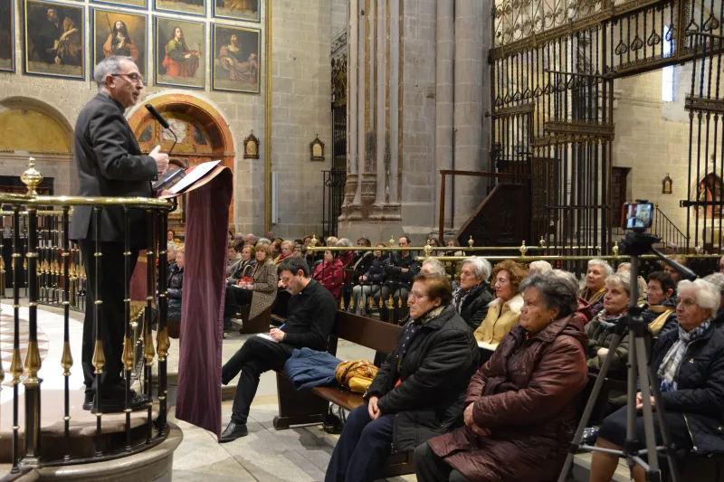 El obispo centra su primera meditación cuaresmal en la espiritualidad de la Pasión