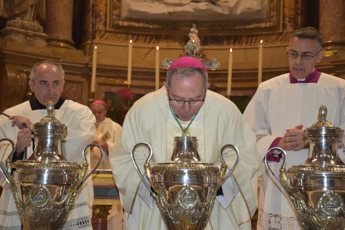 El obispo en la Misa Crismal: "Tenemos un presbiterio sacrificado y lleno de nobleza"