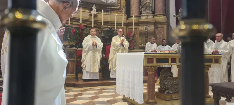 El obispo en la Misa Crismal: "Tenemos un presbiterio sacrificado y lleno de nobleza"