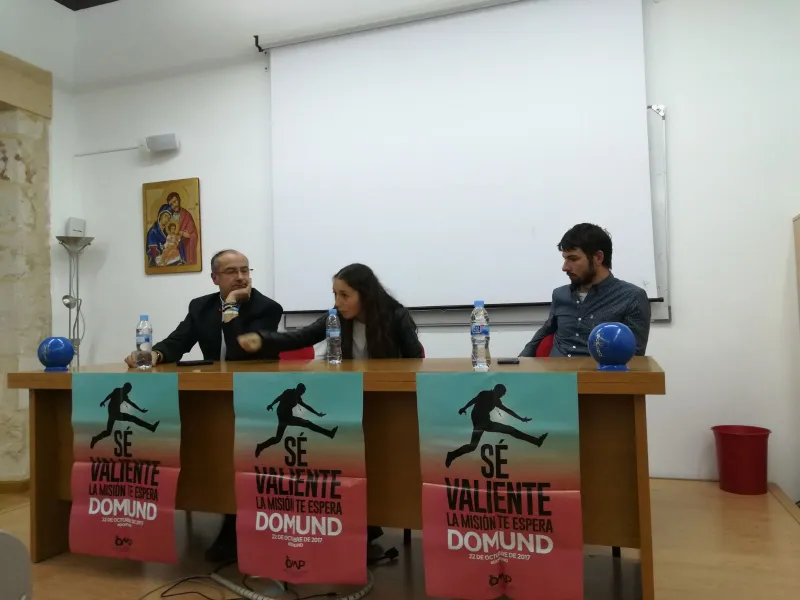 Mesa redonda: jóvenes en misión
