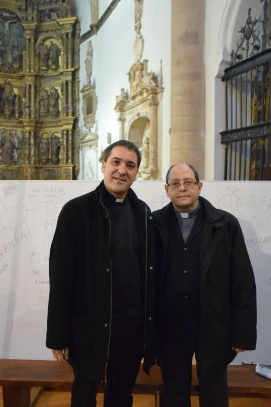 Juan Carlos Carvajal, ponente