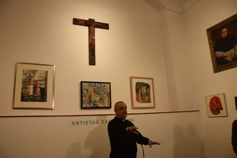 Sala de artistas zamoranos