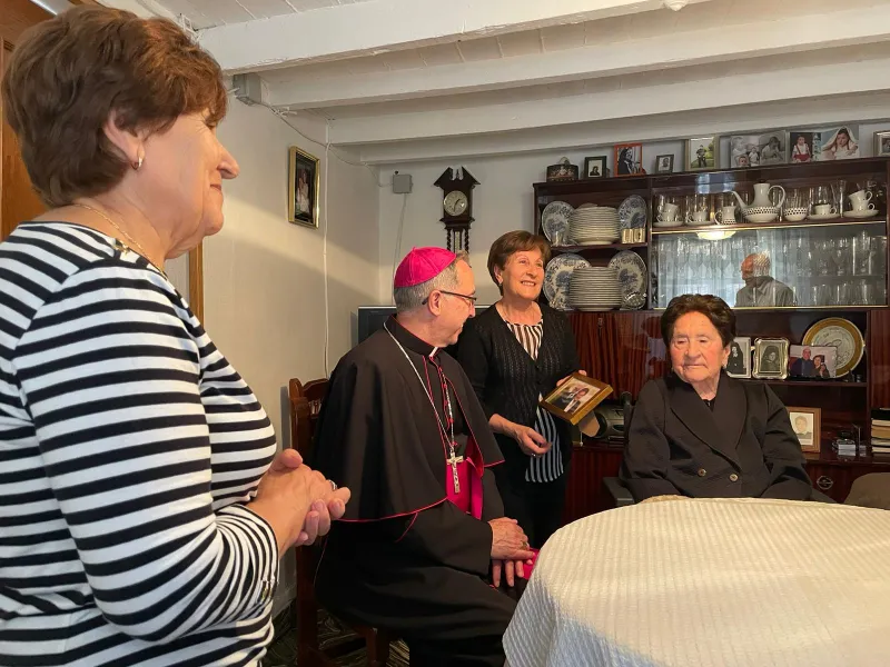 "Y Dios parece dormir...". Segunda etapa de la visita pastoral