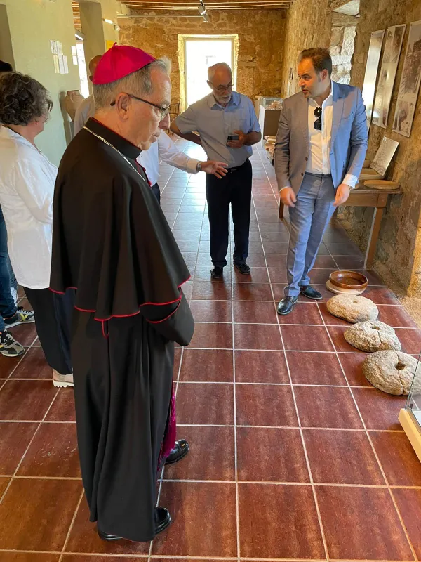 "Y Dios parece dormir...". Segunda etapa de la visita pastoral