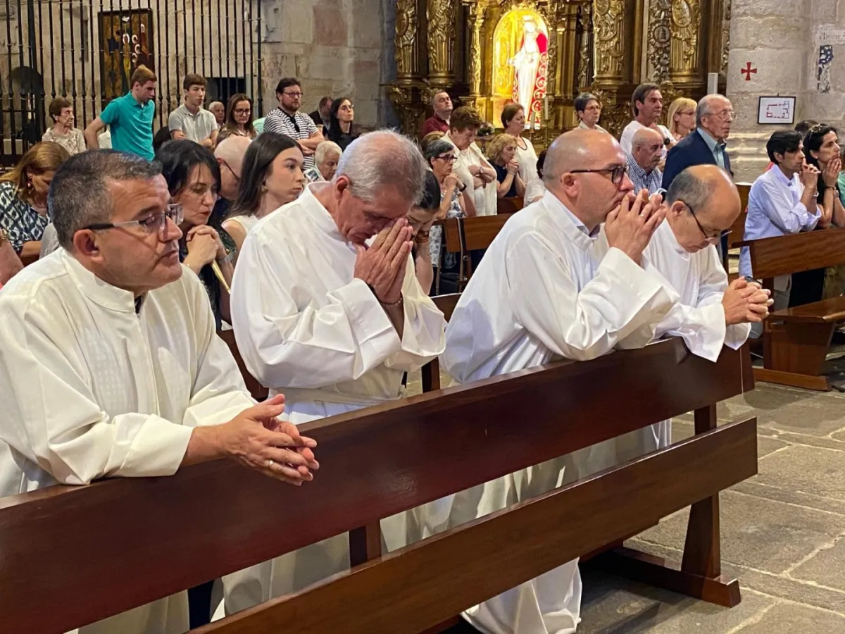 Fernando Valera a los candidatos al diaconado permanente: "Sois el rostro vivo de Cristo servidor"