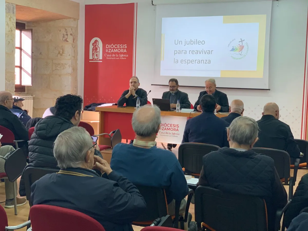 Sacerdotes y diáconos de la Diócesis de Zamora se preparan para el Jubileo de 2025