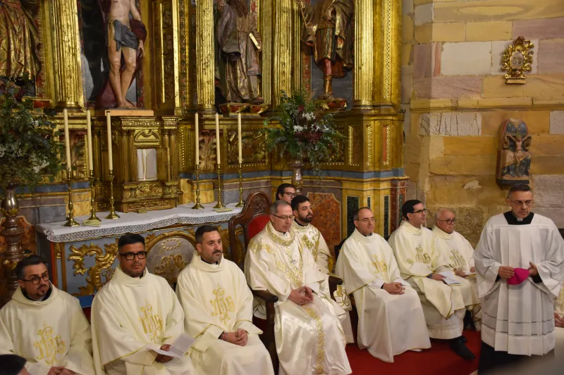 "Debes proporcionar a los hombres el pan de la Palabra"