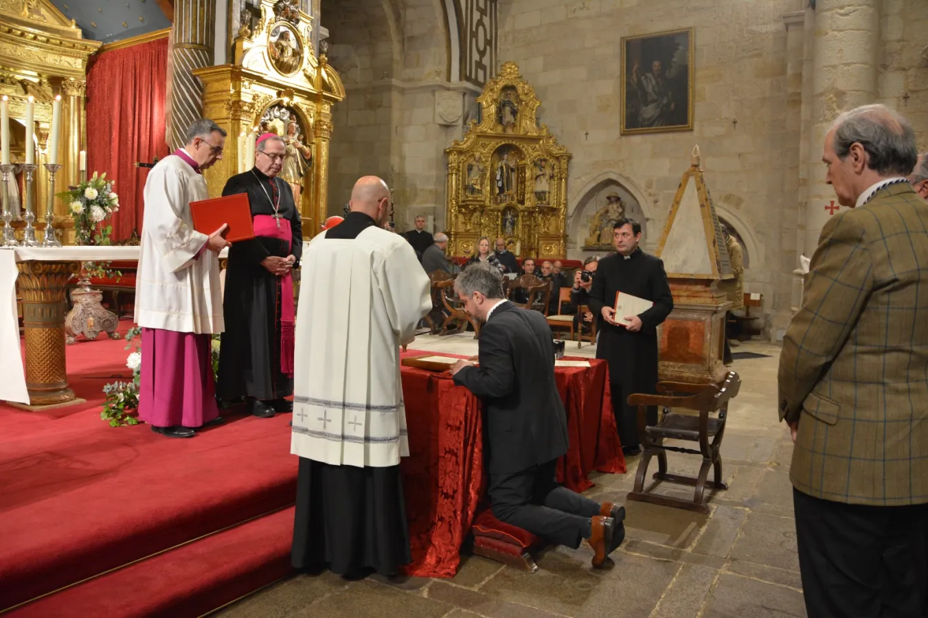 La nueva comisión de gobierno de la Junta Pro Semana Santa ya ha tomado posesión
