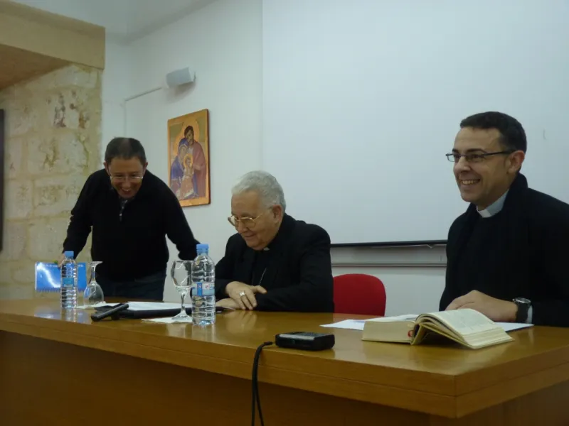 Charla de D. Julián López: “La liturgia como fuente de vida espiritual en la vida de los sacerdotes”