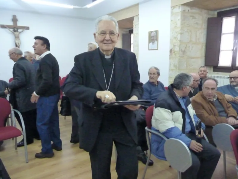 Charla de D. Julián López: “La liturgia como fuente de vida espiritual en la vida de los sacerdotes”