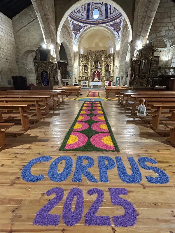 Fe, arte y comunidad en El Perdigón: la decoración floral del Corpus