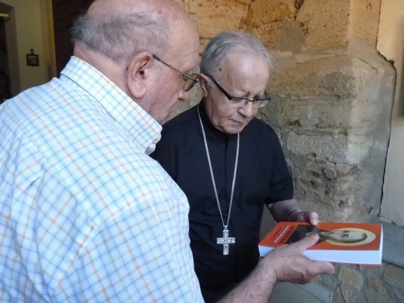 Eucaristía y unción en la iglesia de Villarrín