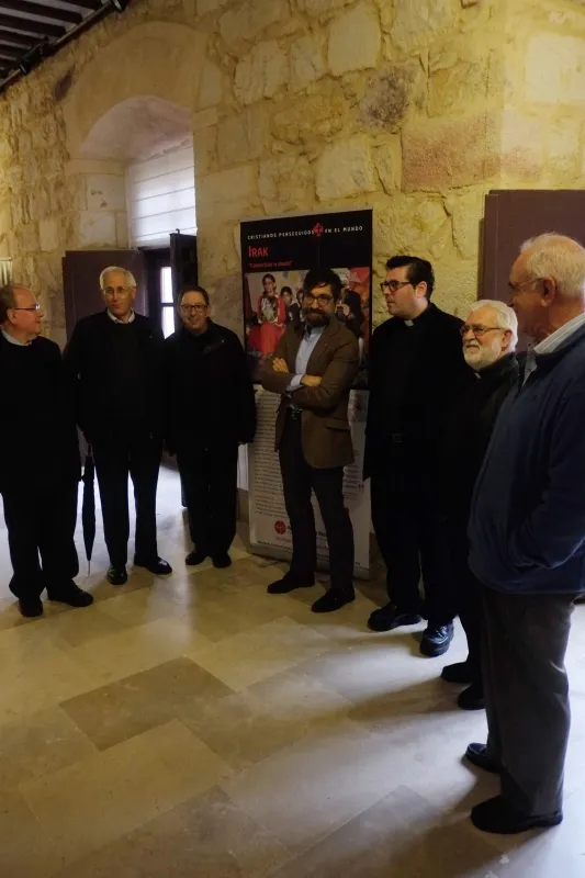 Exposición sobre los cristianos perseguidos