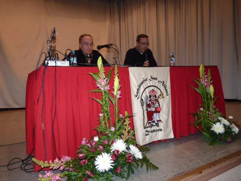 Conferencia de José Francisco Matías