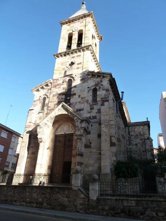 Nuestra Señora de Lourdes