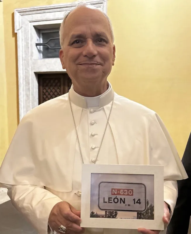 Audiencia general y besamanos con el Santo Padre