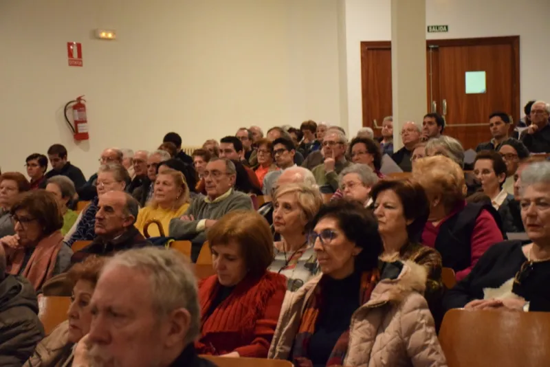 Conferencia de Eloy Bueno de la Fuente