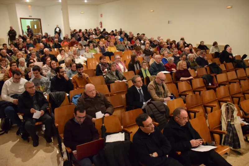 Conferencia de Eloy Bueno de la Fuente