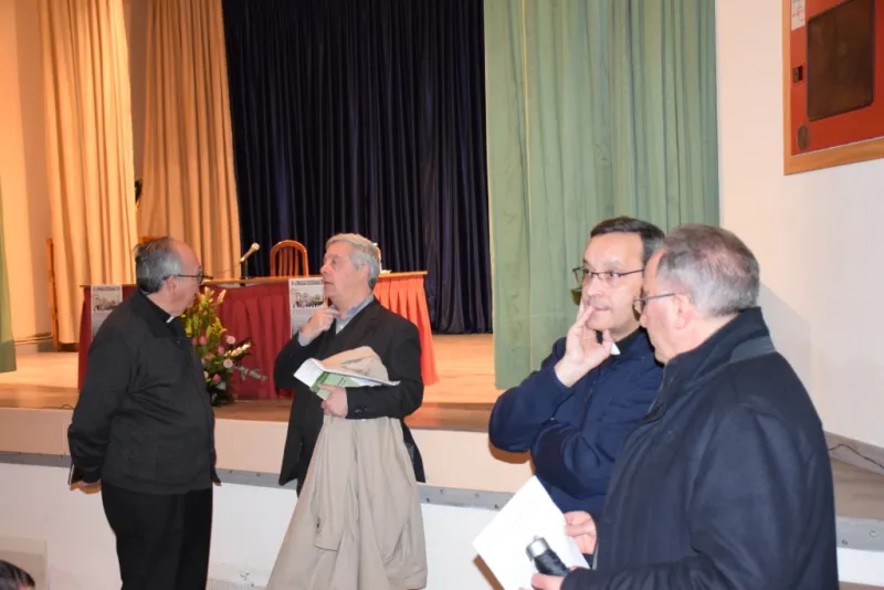 Conferencia de Eloy Bueno de la Fuente
