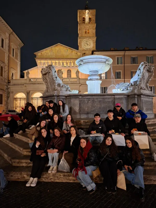 Cerca de cien alumnos de Religión de Zamora participan en un viaje formativo a Roma