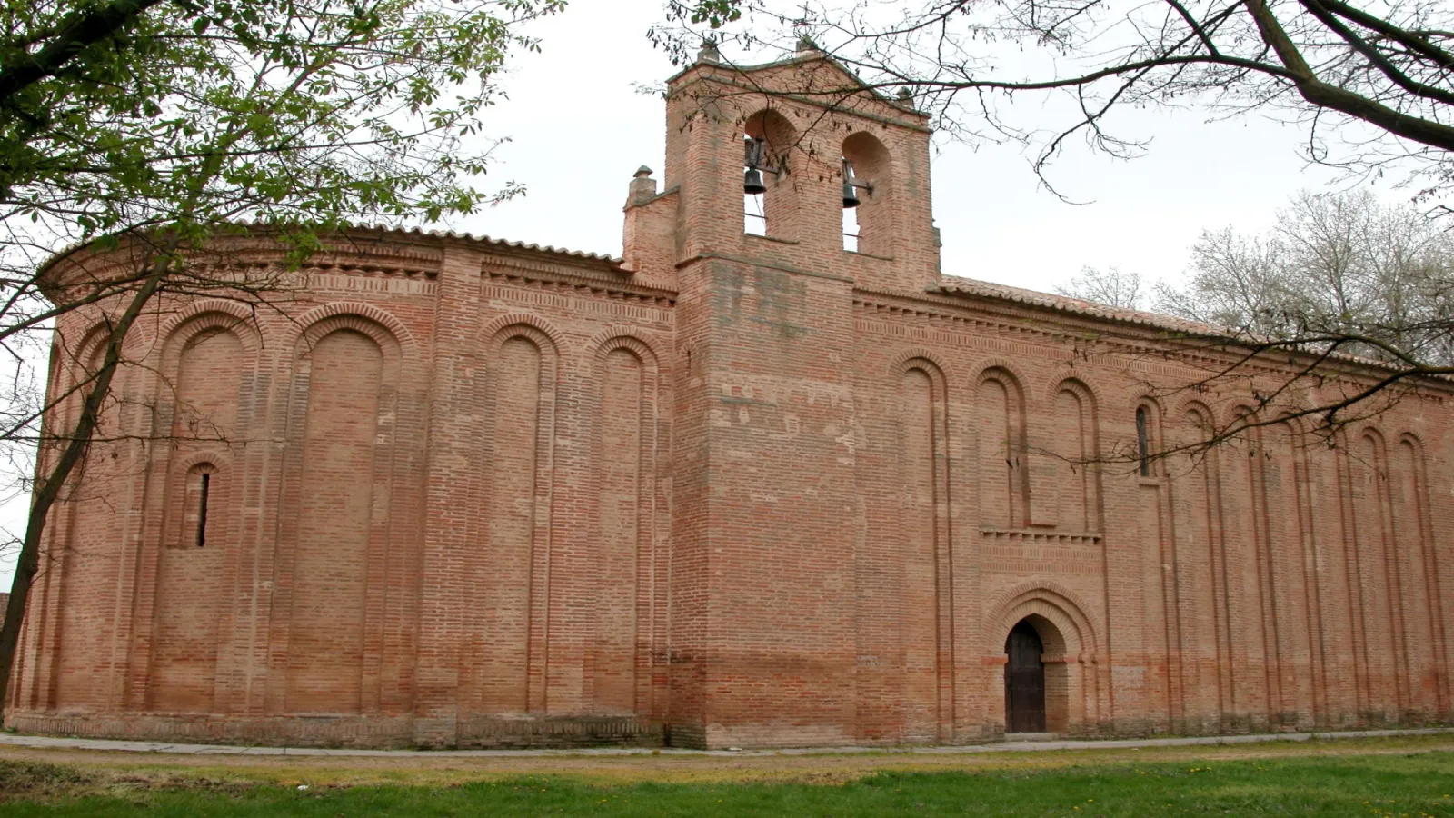Ermita de Santa María de la Vega