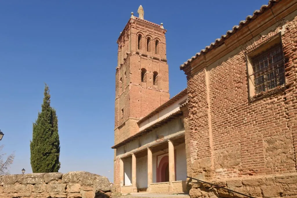 Objeto de la declaración: Torre de la Iglesia de Santo Tomás