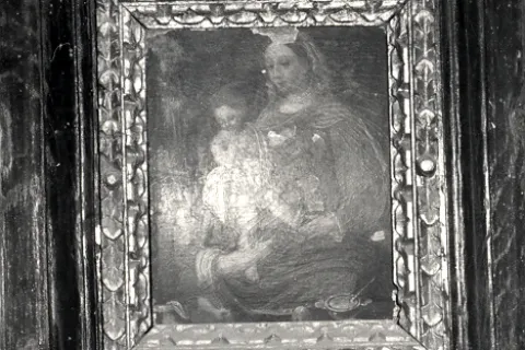 Pintura de la Virgen María y el Niño de Carrascal
