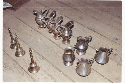 Vinajeras y esquilas de Castroverde de Campos