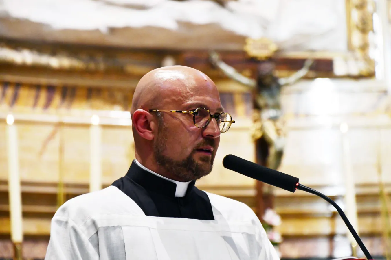 D. Héctor Galán Calvo, párroco in solidum moderador de Ntra. Sra. de Lourdes