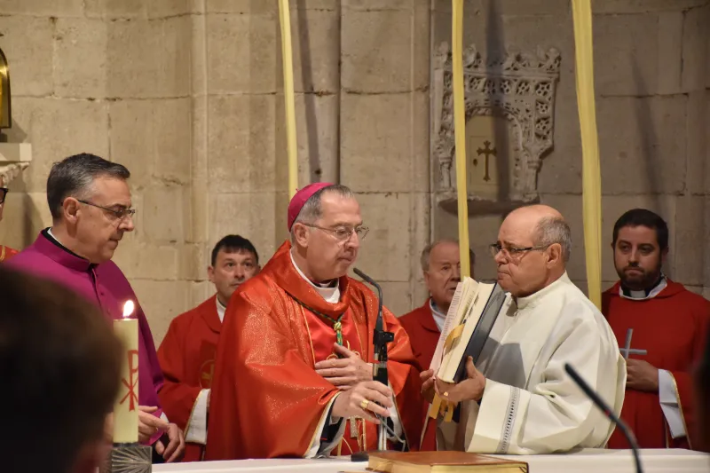 El obispo, Fernando Valera llama a Zamora a entrar en la Semana Santa con esperanza y caridad