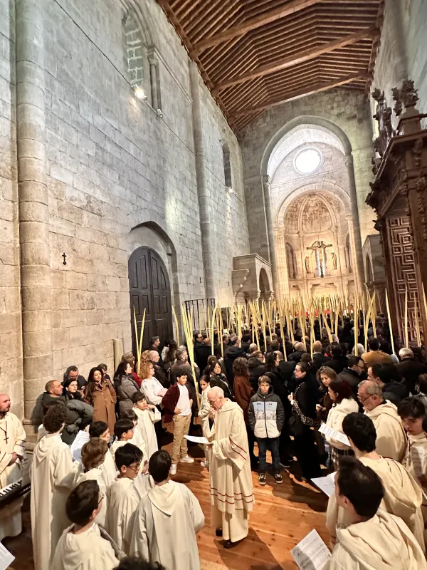 El obispo, Fernando Valera llama a Zamora a entrar en la Semana Santa con esperanza y caridad