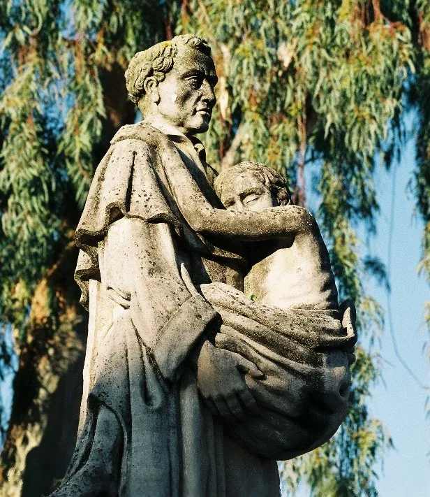 Estatua en el convento de Escalaceli