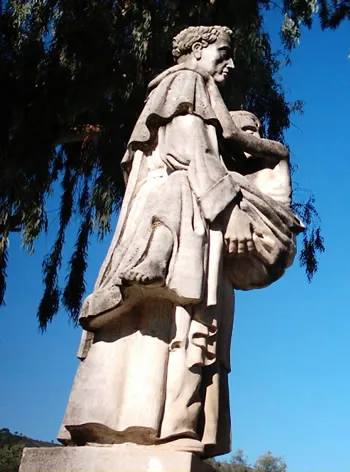 Estatua en el convento de Escalaceli
