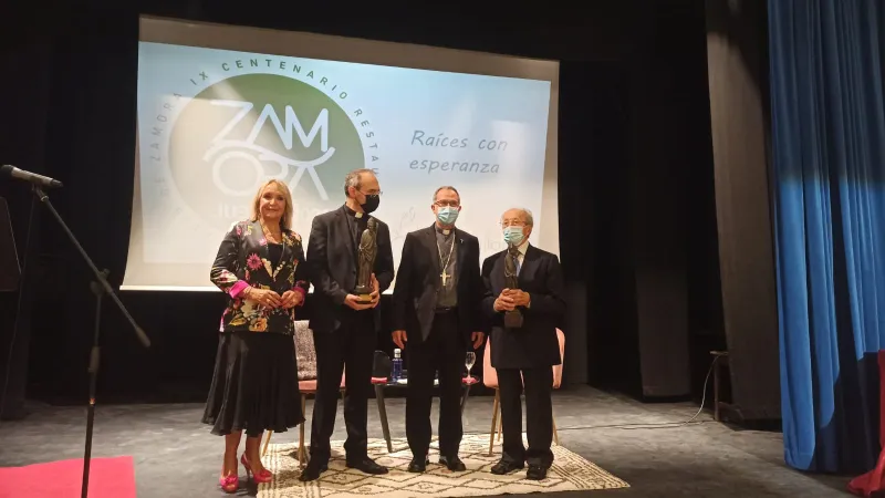 La diócesis de Zamora premia al doctor Diego y a Cáritas