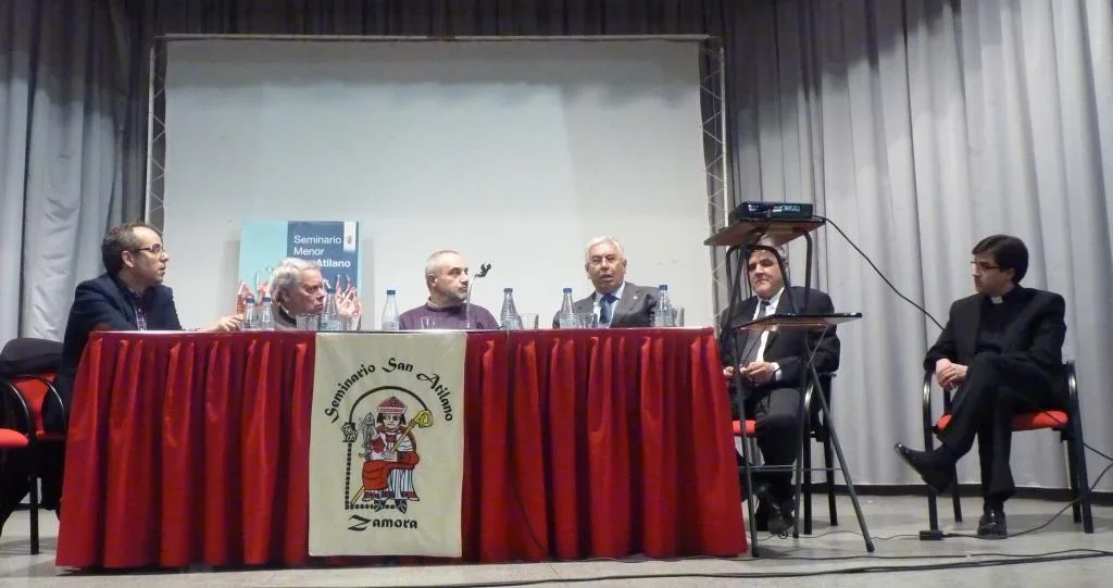 Mesa redonda sobre arte y mística
