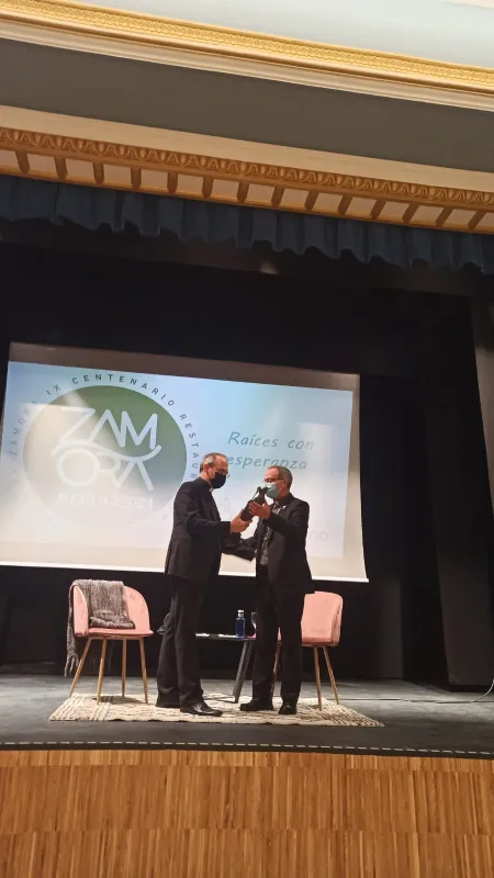 La diócesis de Zamora premia al doctor Diego y a Cáritas